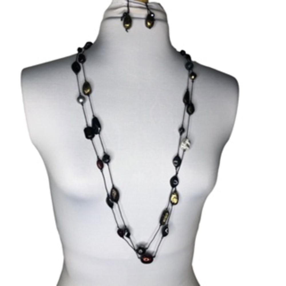 NWOT Necklace and Earring Set 40" Length  Hook Pierced Earrings